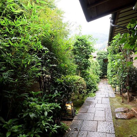Готель Atamisekitei Annex Sakuragaokasaryo Атамі Екстер'єр фото